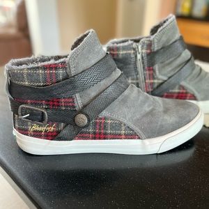Blowfish Size 10 Sneakers